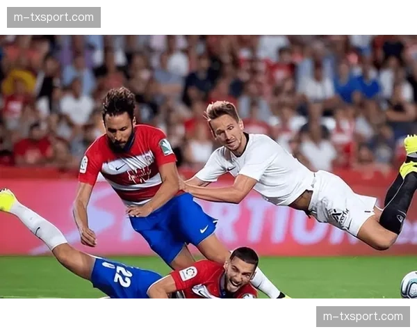 塞尔塔主帅确认将变阵三中卫，以应对皇马强大的边路进攻