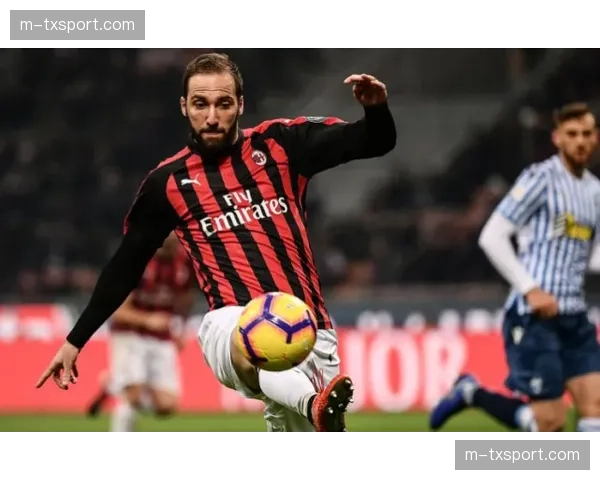 “实时数据：恩波利vs拉齐奥，上半场犯规次数已达18次，比赛频段中断”